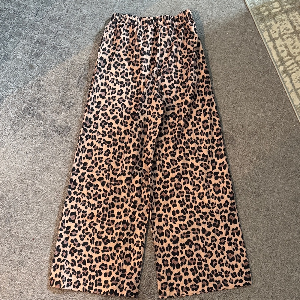 Leopard Print Wide-Leg Pants